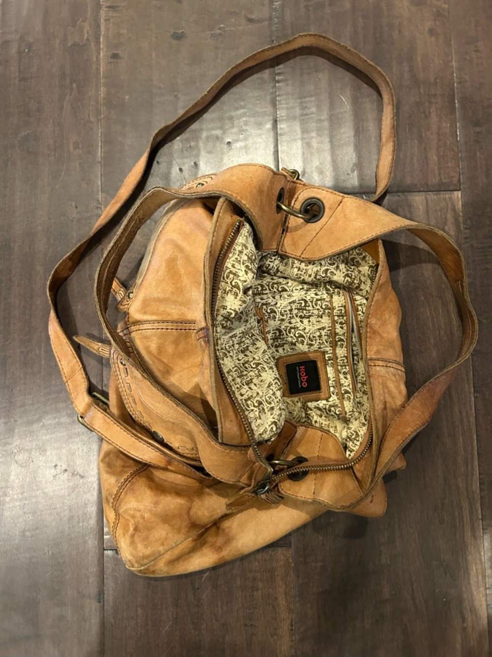 HOBO Tan Leather Crossbody Hobo Bag - Picture 2 of 5